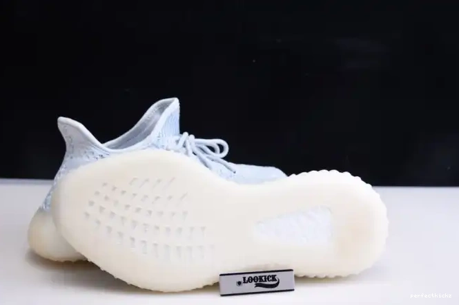 350 FW3043 White Adidas V2 Yeezy Boost Cloud 0607